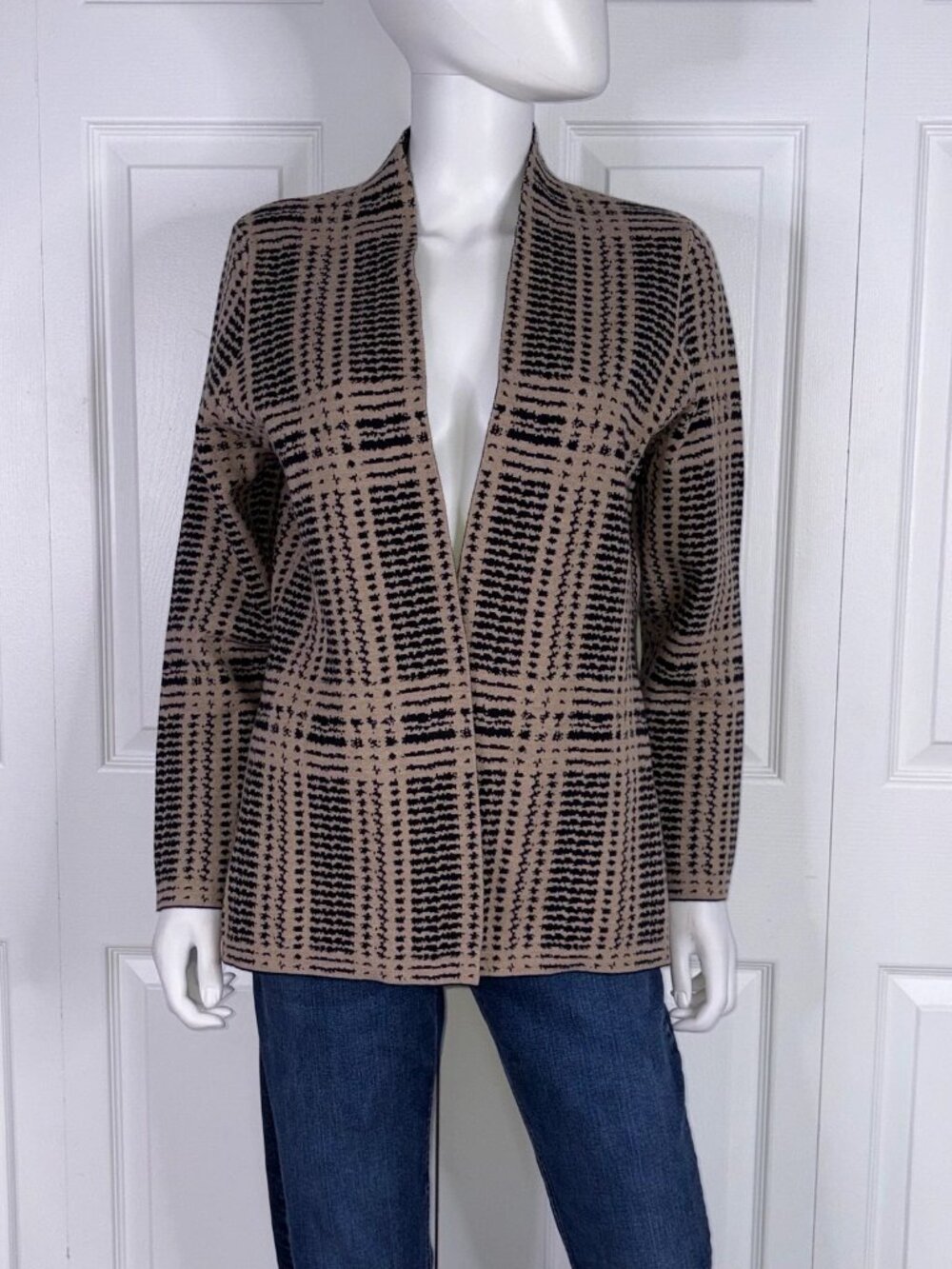 ALISON SHERI women's plaid knit cardigan medium